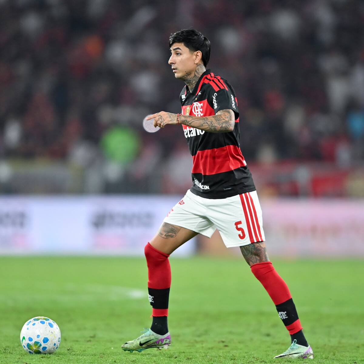 Flamengo buscará nacionalizar a Erick Pulgar tras inédito cambio de reglamento en el Brasileirao