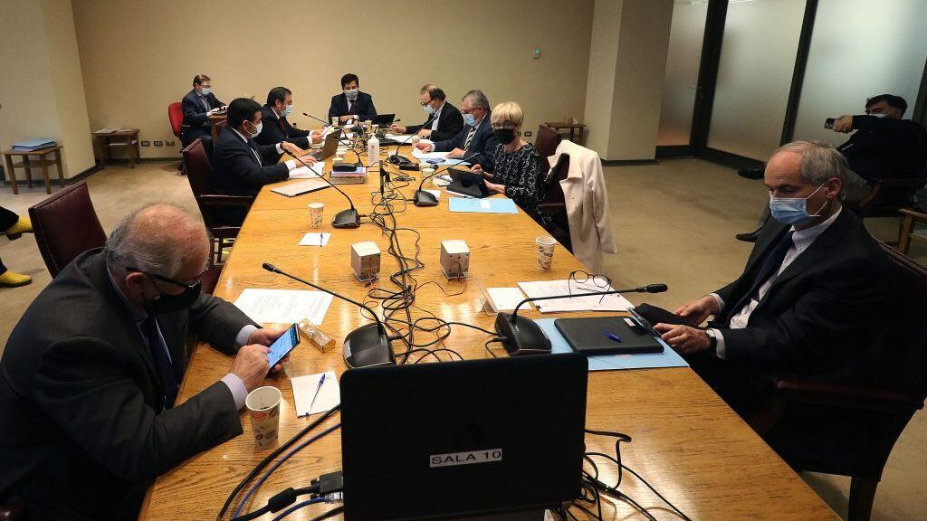 06 DE OCTUBRE DE 2021/VALPARAISOVista general de la Comisión de Constitución del Senado, que analiza el proyecto que permite un cuarto retiro de fondos de pensiones, por la pandemia del Covid-19.
FOTO: LEONARDO RUBILAR CHANDIA/AGENCIAUNO