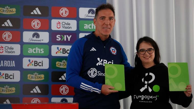 Vuelve la Tarjeta Verde: Fundación Fútbol Más regresa a los partidos de local de La Roja para las clasificatorias al Mundial 2026