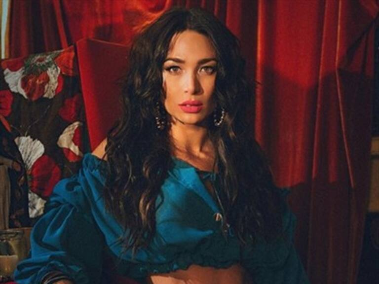 Lisandra Silva deslumbra como la protagonista de la nueva canción de los Power Peralta