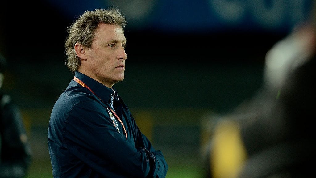 BOGOTA, COLOMBIA - MARCH 25: Ricardo Lunari coach of Millonarios gestures during a match between Millonarios and Deportivo Pasto as part of Liga Aguila I 2015 at Nemesio Camacho El Campin Stadium on March 25, 2015 in Bogota, Colombia. (Photo by Gabriel Aponte/LatinContent via Getty Images)