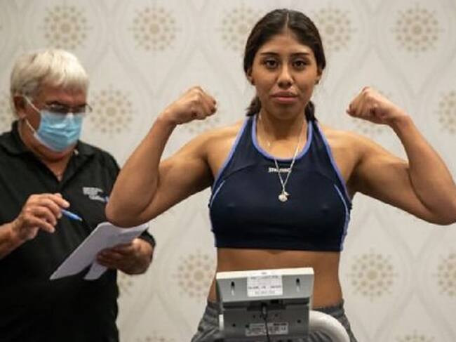 La boxeadora mexicana Jeanette Zacarías Zapata de 18 años