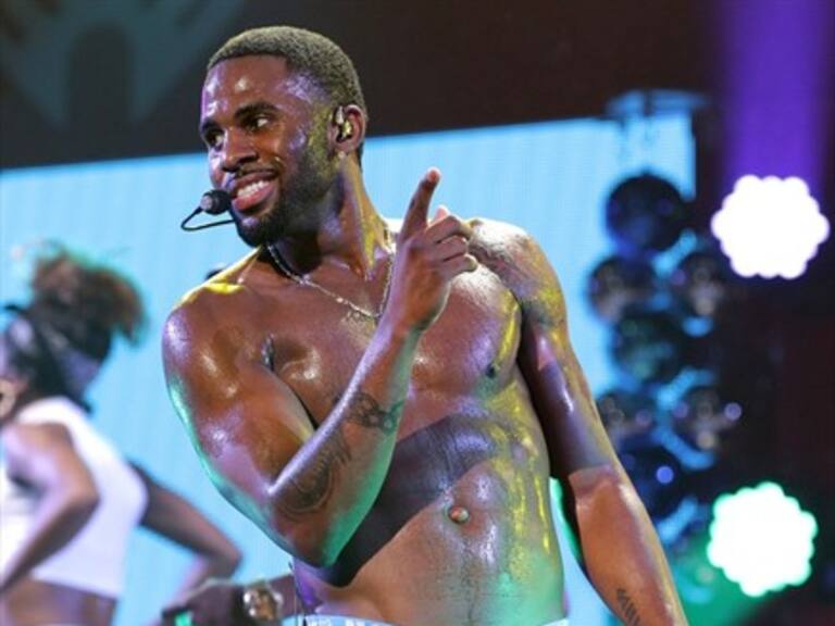 Jason Derulo se encuentra de vacaciones con su familia en Chile