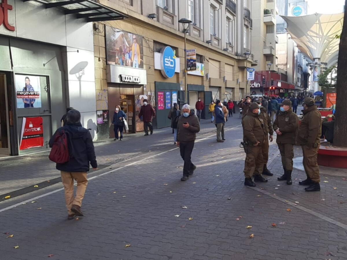 Copamiento policial en el centro de Concepción deja sin ningún vendedor ambulante el principal paseo peatonal