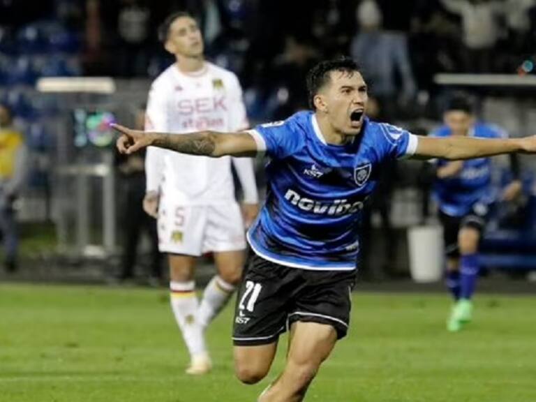 Huachipato se transformó en el líder exclusivo del Campeonato Nacional tras vencer a Unión Española en el CAP