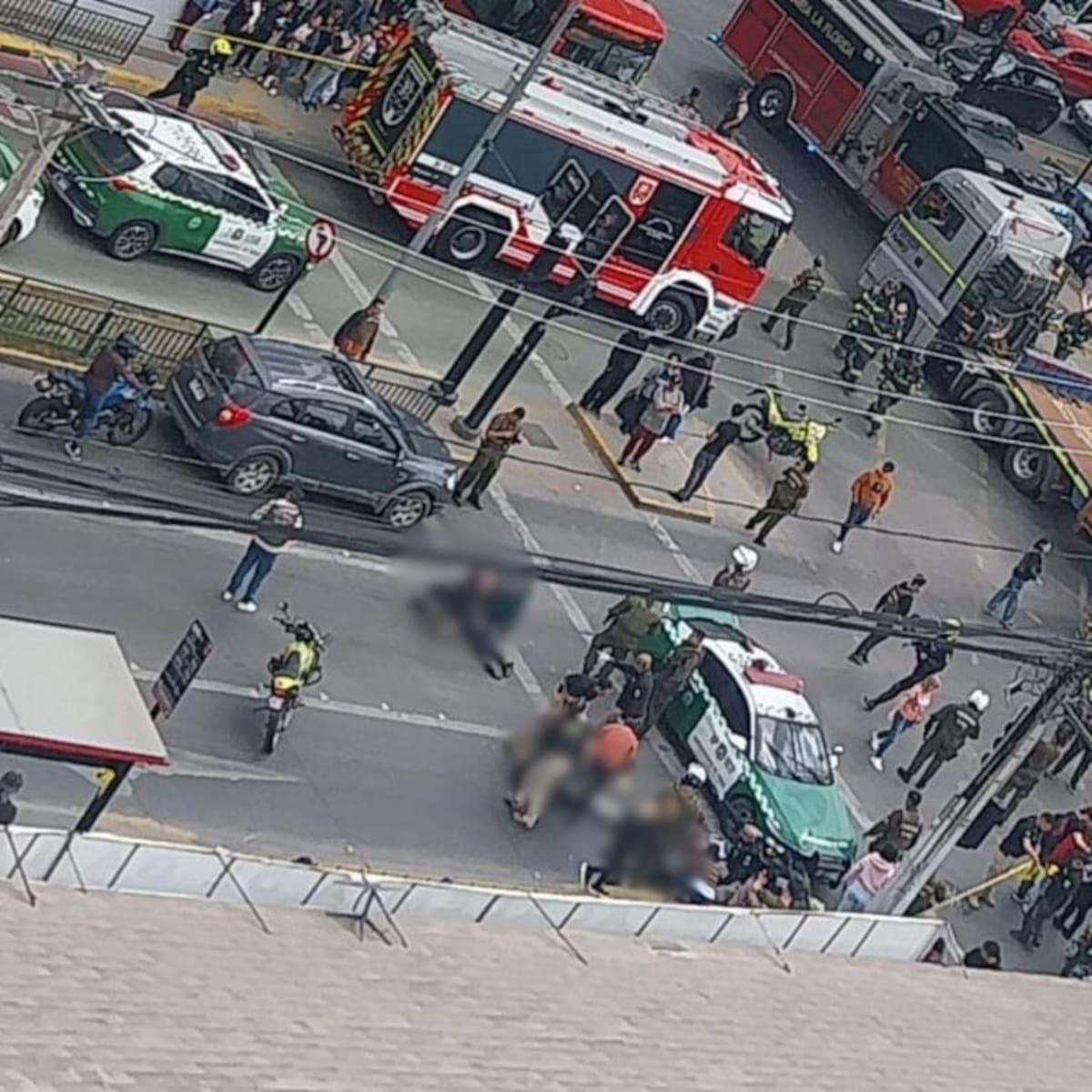Persecución policial termina en atropello múltiple en La Florida: cuatro personas están graves