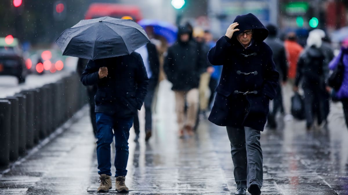 Primavera llega con lluvias a la Región Metropolitana: nuevo sistema frontal llegará esta semama a la zona central