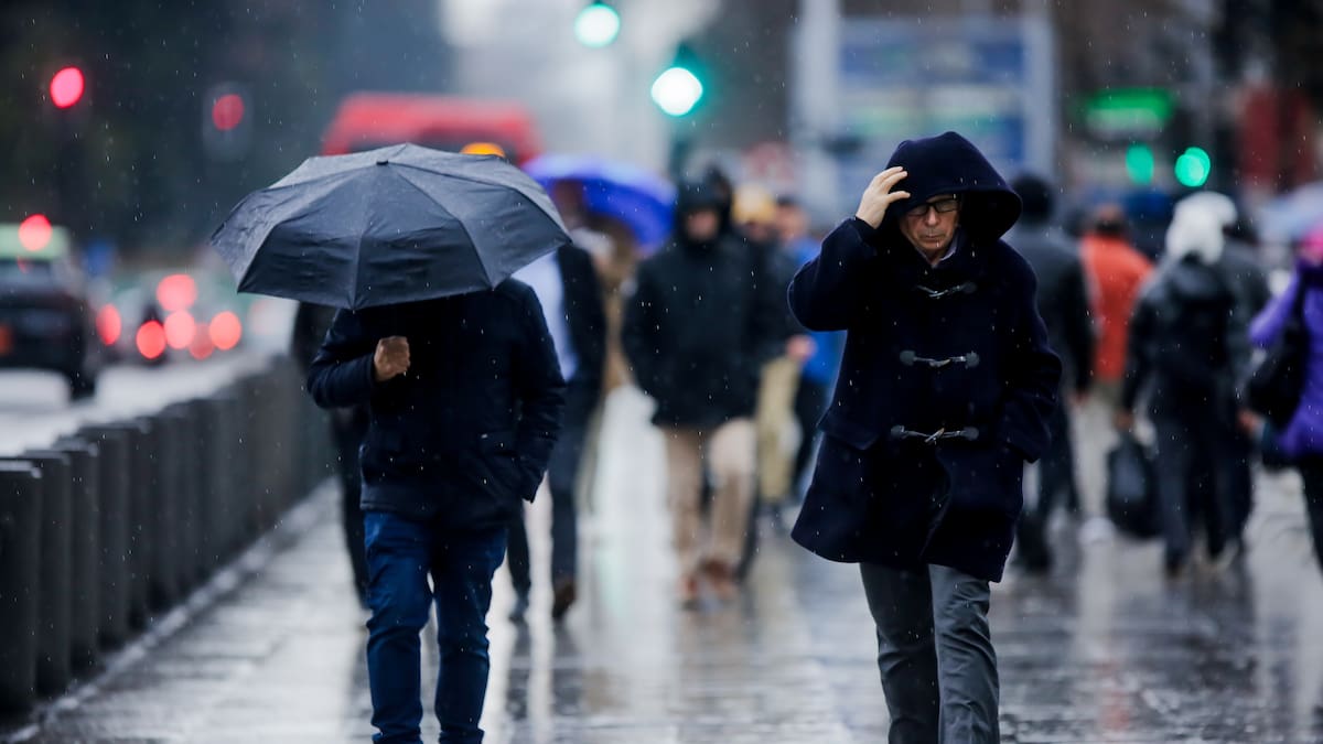Nuevo sistema frontal dejará hasta 100 mm de lluvia y fuertes vientos: estas serán las regiones más afectadas en Chile