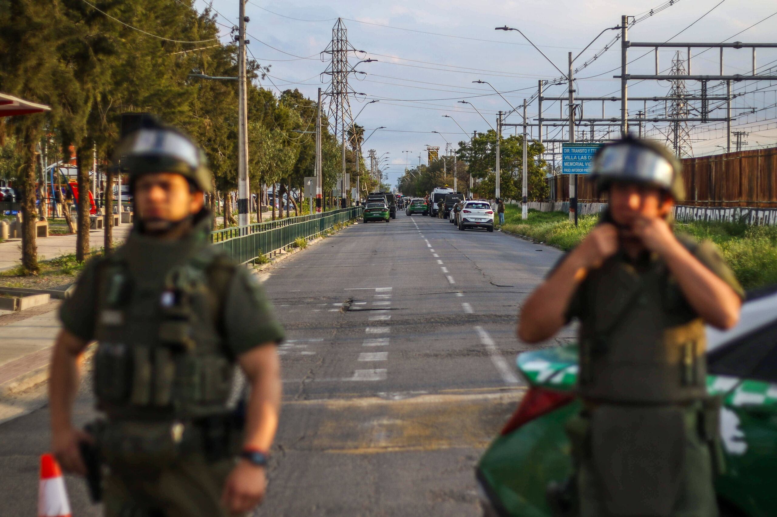 “Fueron muchos disparos”: esto es lo que se sabe de la balacera en Lo Espejo que dejó a Carabinero en riesgo vital