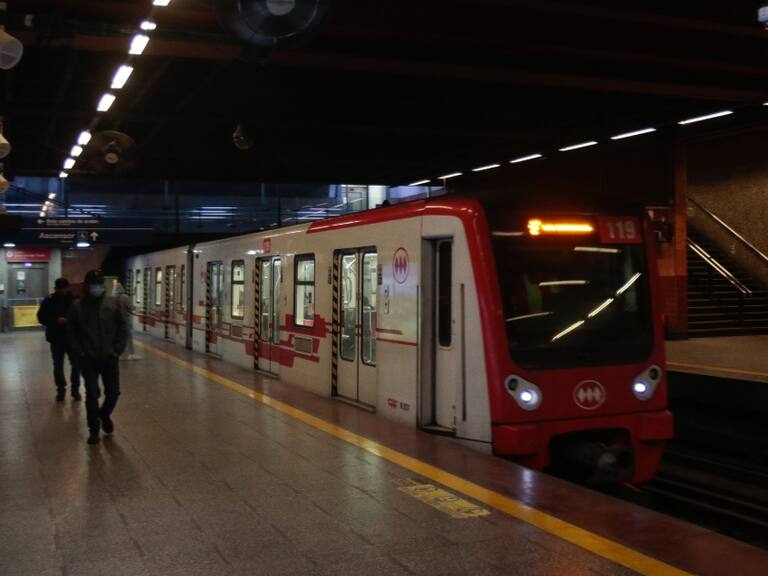 Año Nuevo: ¿Cómo funcionará el Metro de Santiago y en qué horarios?