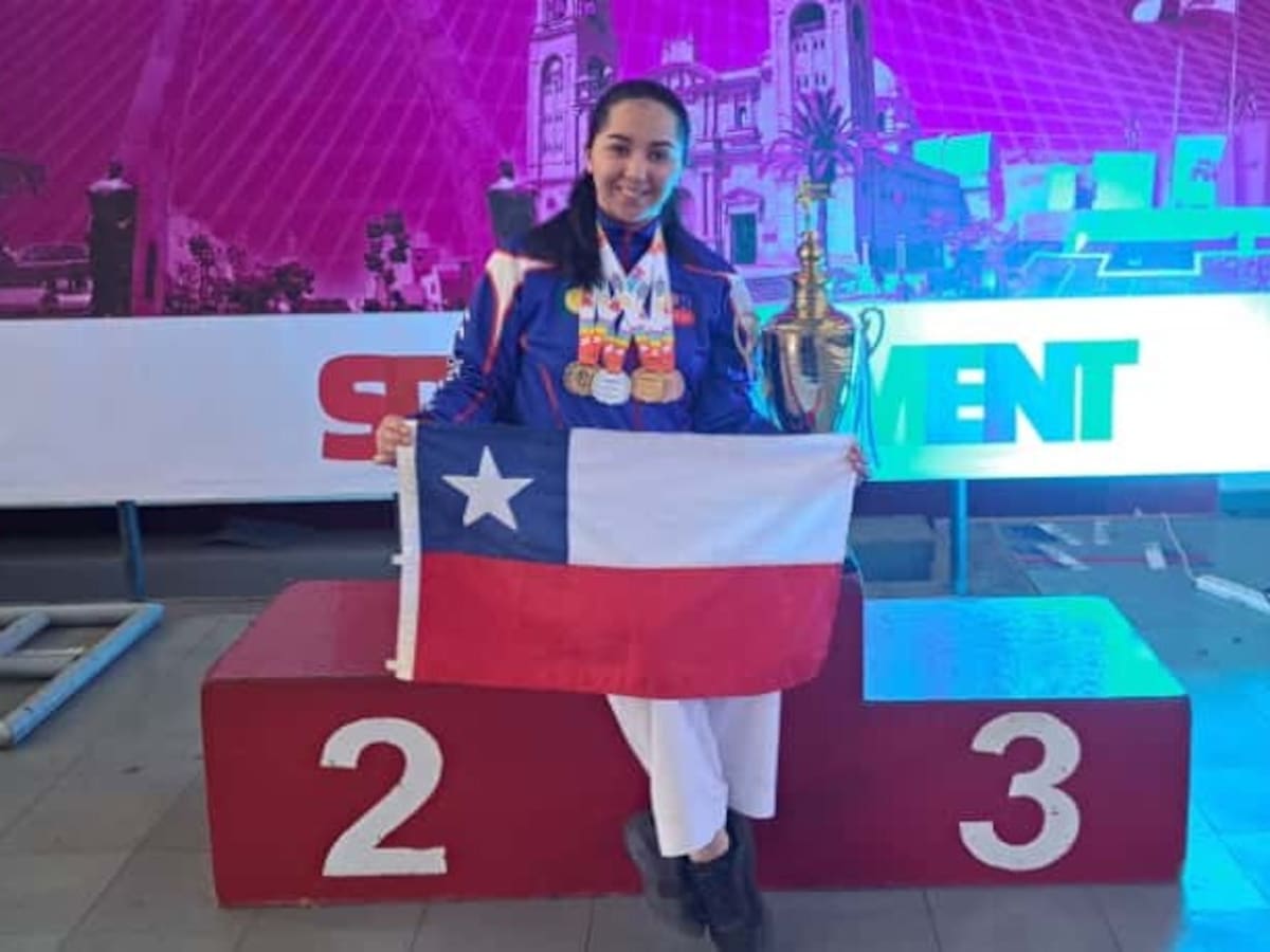 Karateca nacional superó el cáncer y le dio dos oros a Chile en campeonato internacional: “Fue un reto enorme”