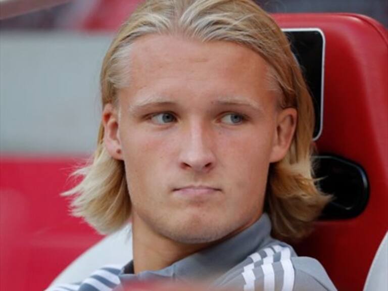 OGC Niza despidió a Lamine Diaby-Fadiga por robar el millonario reloj de su compañero Kasper Dolberg