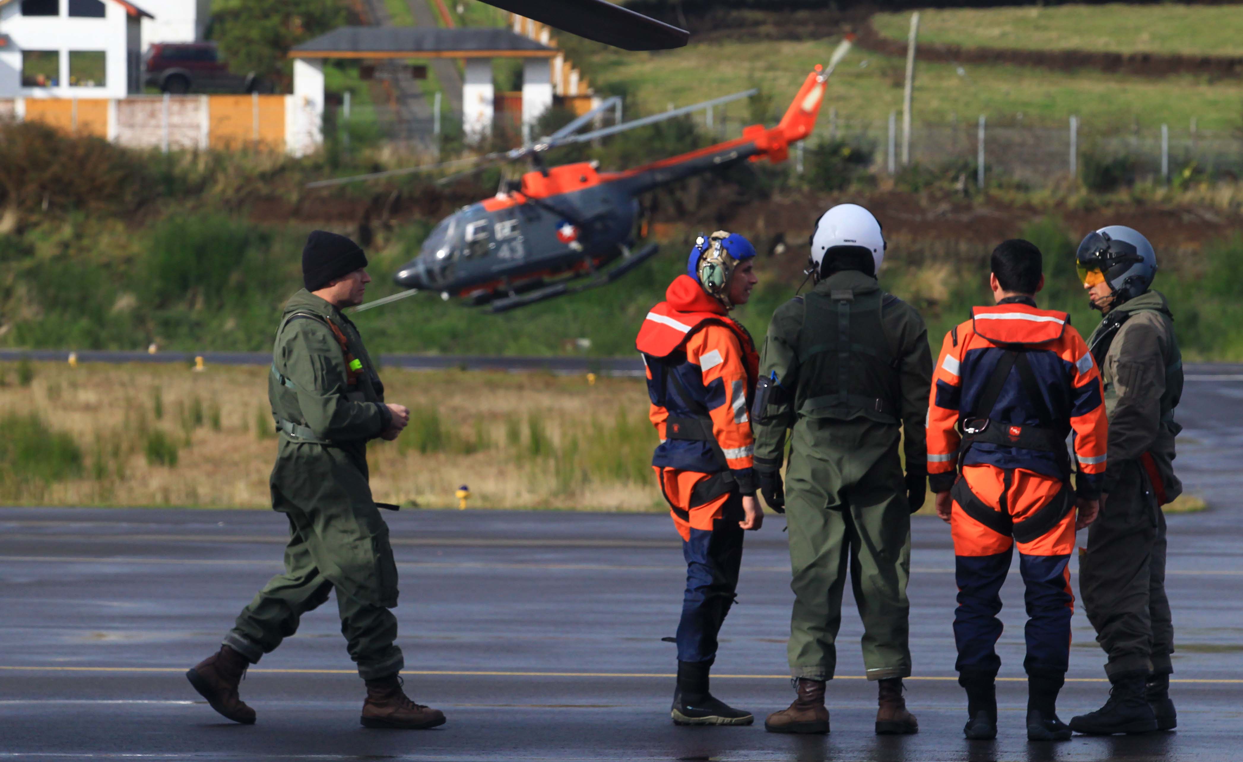 Naufragio de embarcación deja cuatro desaparecidos en comuna de Calbuco