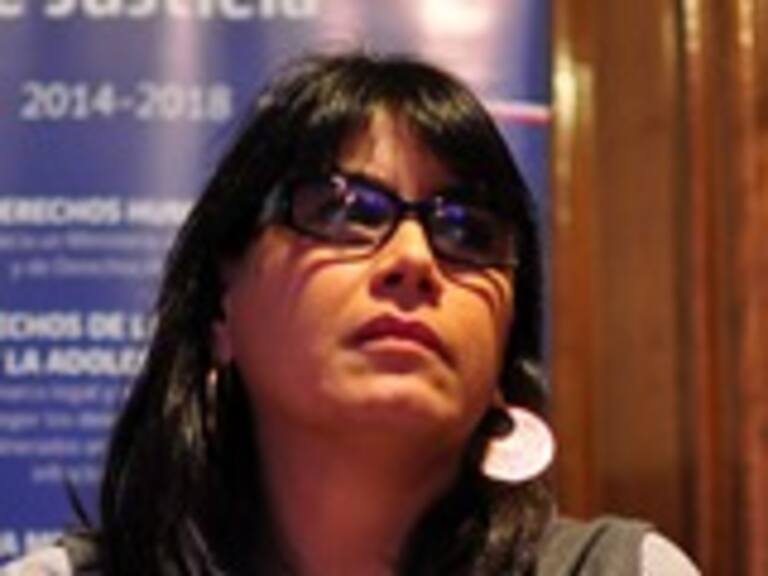 Ministra de Justicia por Arturo Vidal: «Ley pareja no es dura»