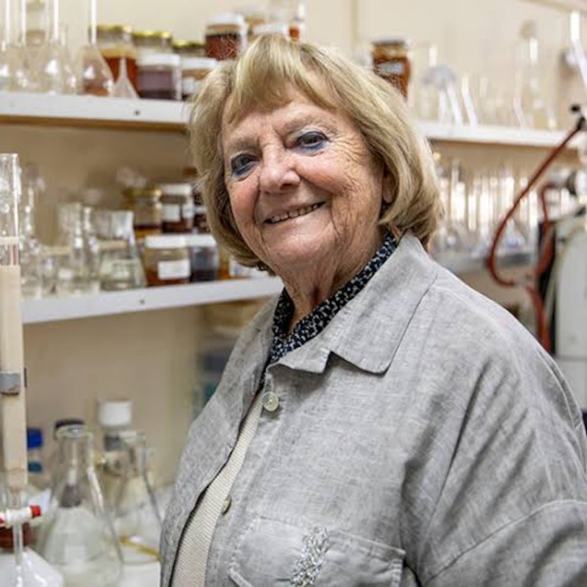 “Me encanta lo que hago”: Gloria Montenegro se convierte en la primera mujer en ganar el Premio Nacional de Ciencias Aplicadas