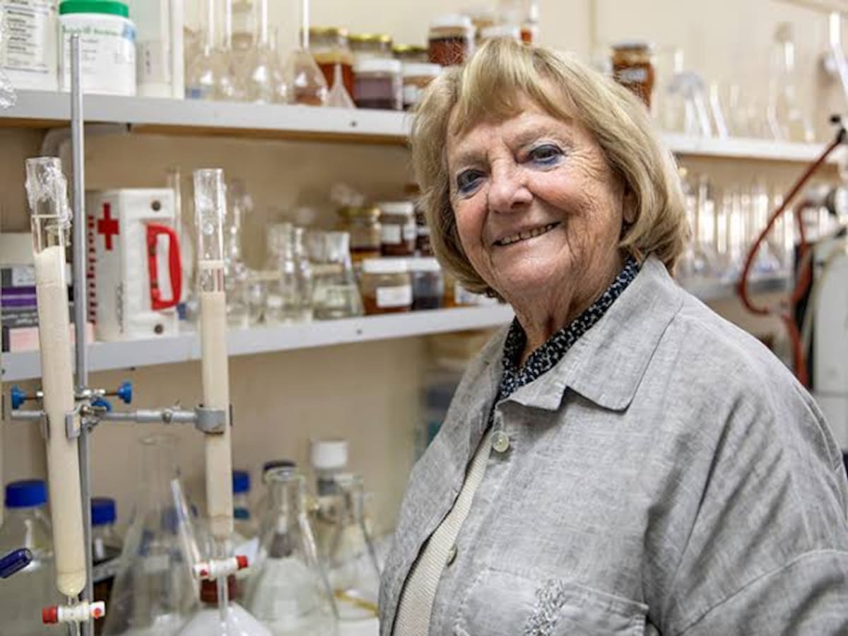 “Me encanta lo que hago”: Gloria Montenegro se convierte en la primera mujer en ganar el Premio Nacional de Ciencias Aplicadas