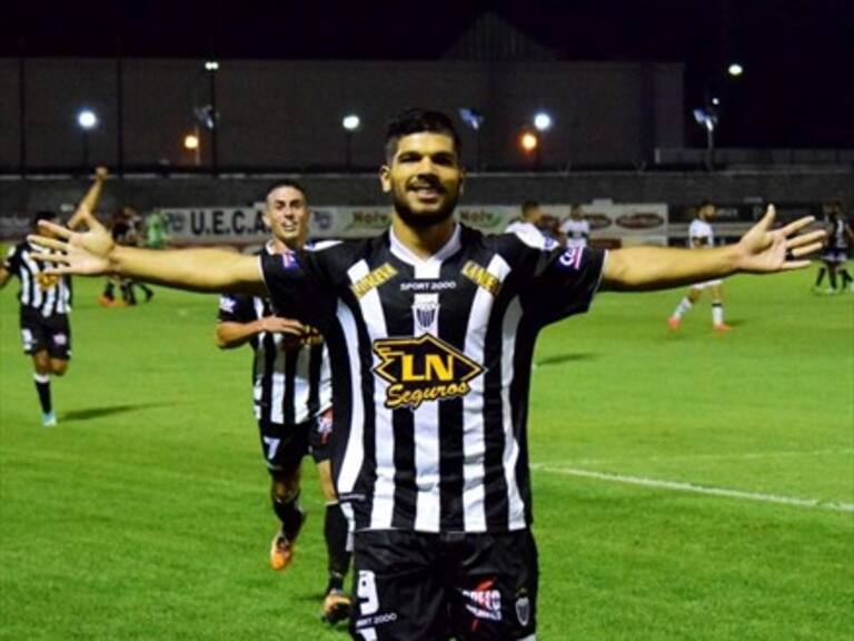 Lionel Altamirano está a un paso de llegar a Santiago Wanderers