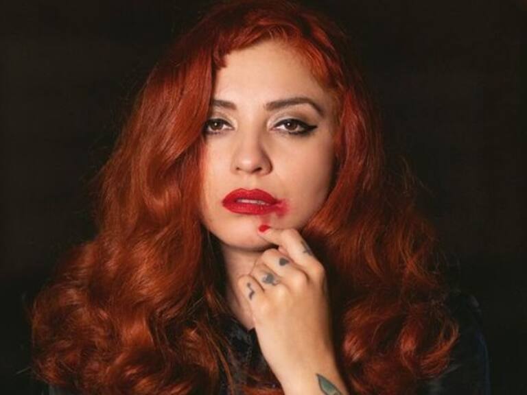 A su estilo: Mon Laferte lanzó cover de canción de Billie Eilish | Foto vía Instagram