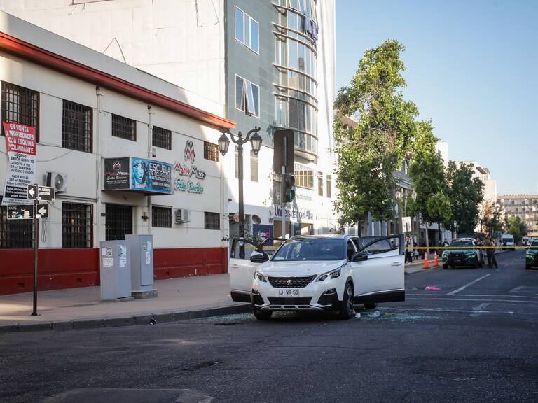 Balean a suboficial mayor (r) del Ejército en pleno centro de Santiago durante intento de encerrona