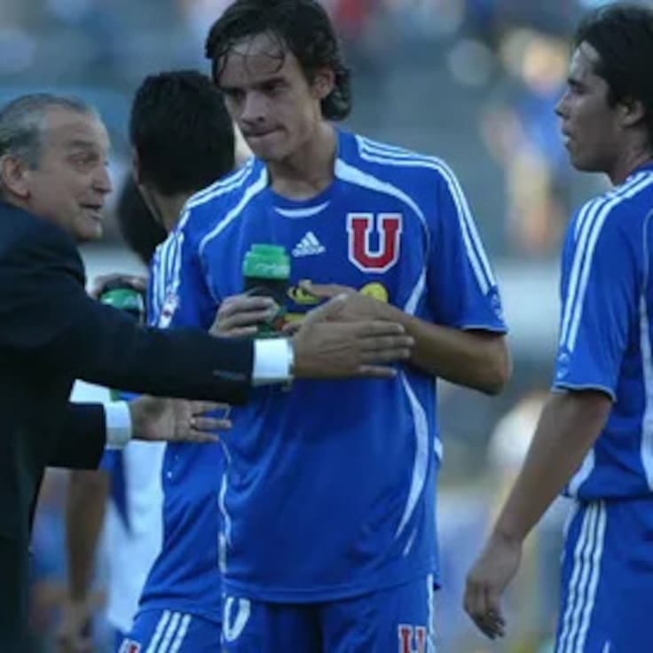 “Los jugadores decían que iban para atrás para que me echaran... Tomaron una decisión que arruina el prestigio del club”