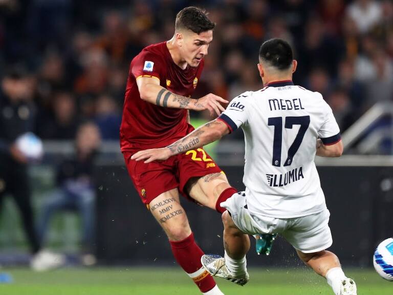 Gary Medel y el Bologna rescataron una igualdad con la Roma por la Serie A