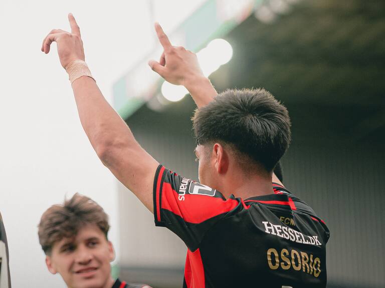 Darío Osorio volvió a hacer de las suyas en el Midtjylland