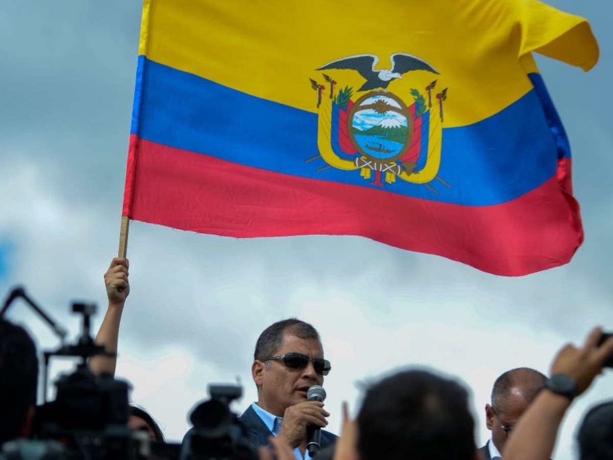 Se inició juicio contra Rafael Correa y en paralelo rebajan nota de la economía ecuatoriana