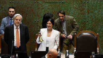 Karol Cariola tras convertirse en presidenta de la Cámara de Diputados: “Ha caído un veto atávico, anticomunista y antidemocrático”