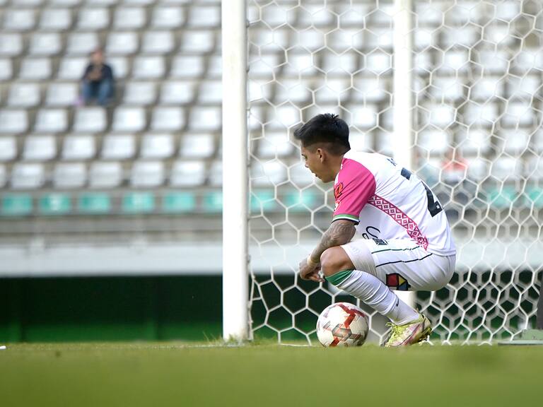 Tras perder con Barnechea, Deportes Temuco anuncia el despido de Román Cuello