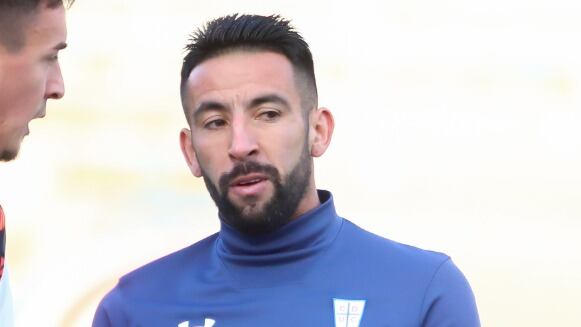 "Hay equipo": Mauricio Isla se deja ver en las instalaciones de un club de Primera División
