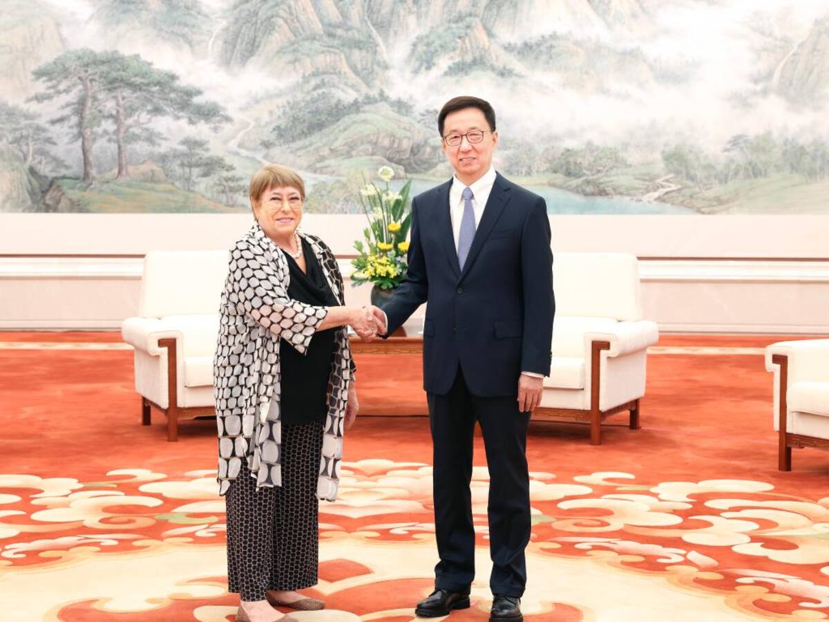 Michelle Bachelet se reúne con el vicepresidente de China en medio de su carrera por la secretaría general de la ONU