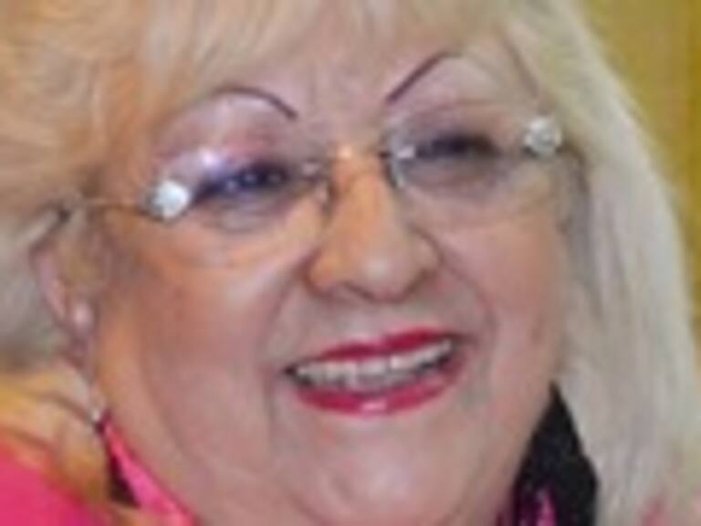 Dueña de »La Grandiosa Bertita»: »La presidenta Bachelet baila cueca muy bien»