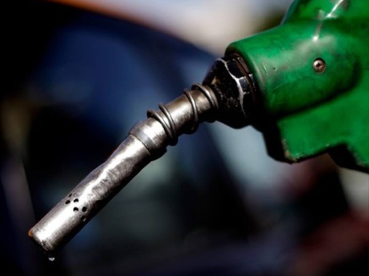 Bencina bajará de precio por tercera semana consecutiva