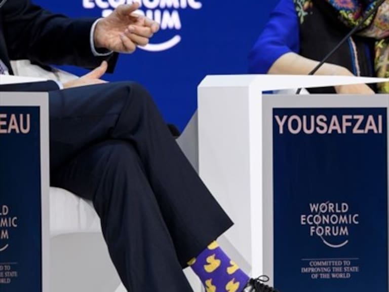 Los juguetones calcetines de Justin Trudeau en el Foro Económico Mundial en Davos