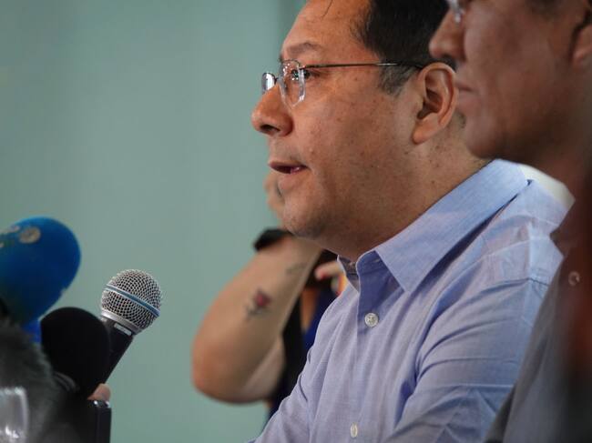 Luis Arce en conferencia con medios internacionales