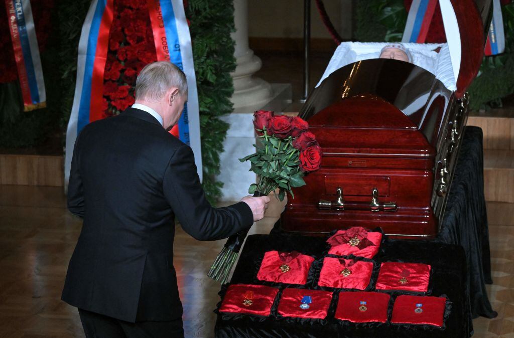 Vladimir Putin presenta saludos al fallecido Vladimir Zhirinovsky