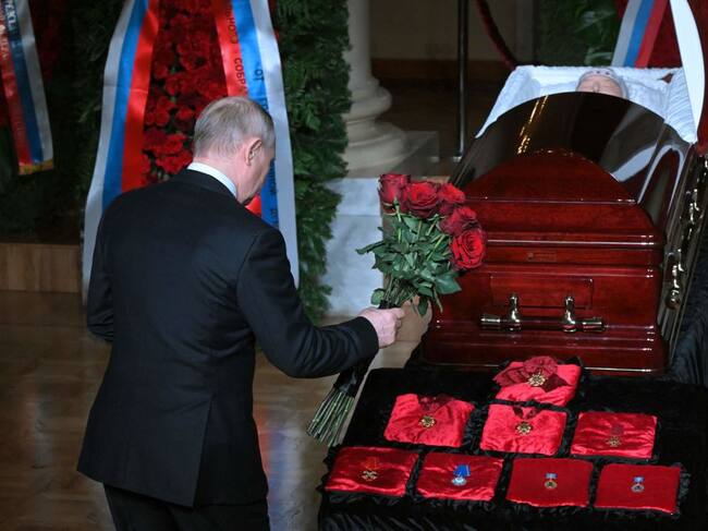 Vladimir Putin presenta saludos al fallecido Vladimir Zhirinovsky