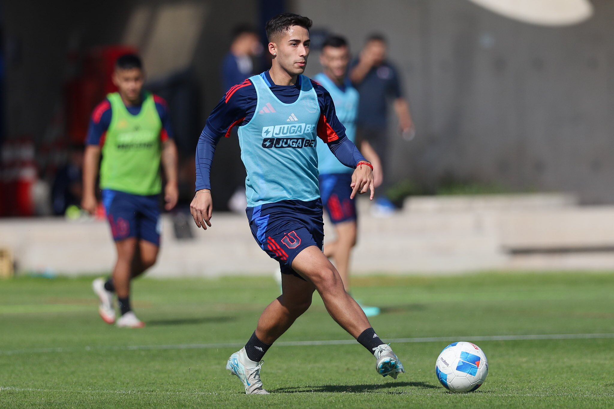 Lucas Assadi vuelve a las convocatorias en la U
