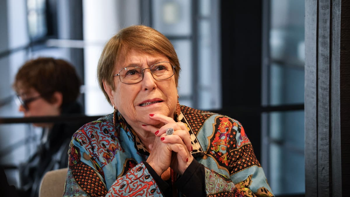 Michelle Bachelet tras cita con Gabriel Boric: “No es momento de hablar de candidaturas, ni yo ni él estamos de candidatos”