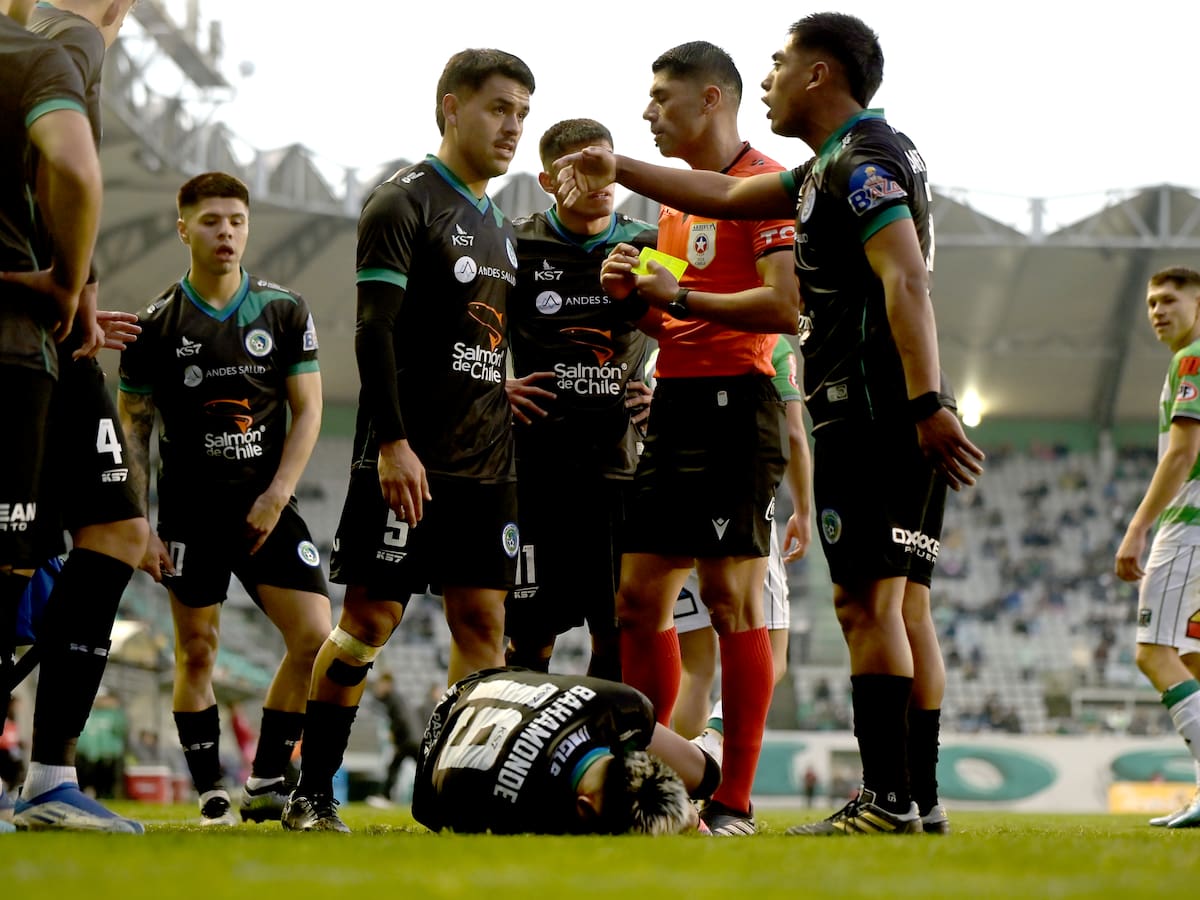 “Esto demuestra lo desordenado que está el fútbol chileno”: Deportes Puerto Montt lamenta la suspensión del duelo con Huachipato