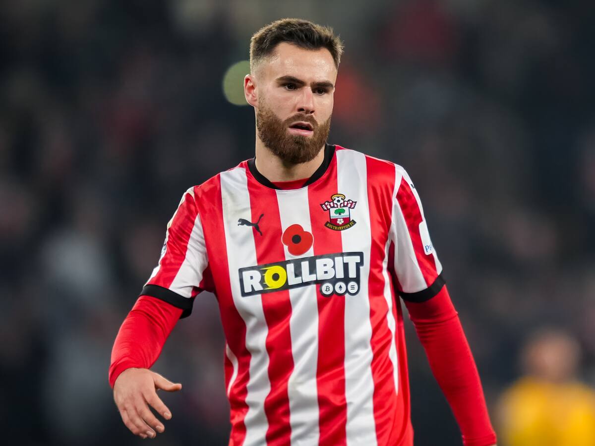 Con un pie afuera de Southampton: revelan el nuevo destino que podría tener Ben Brereton en Inglaterra