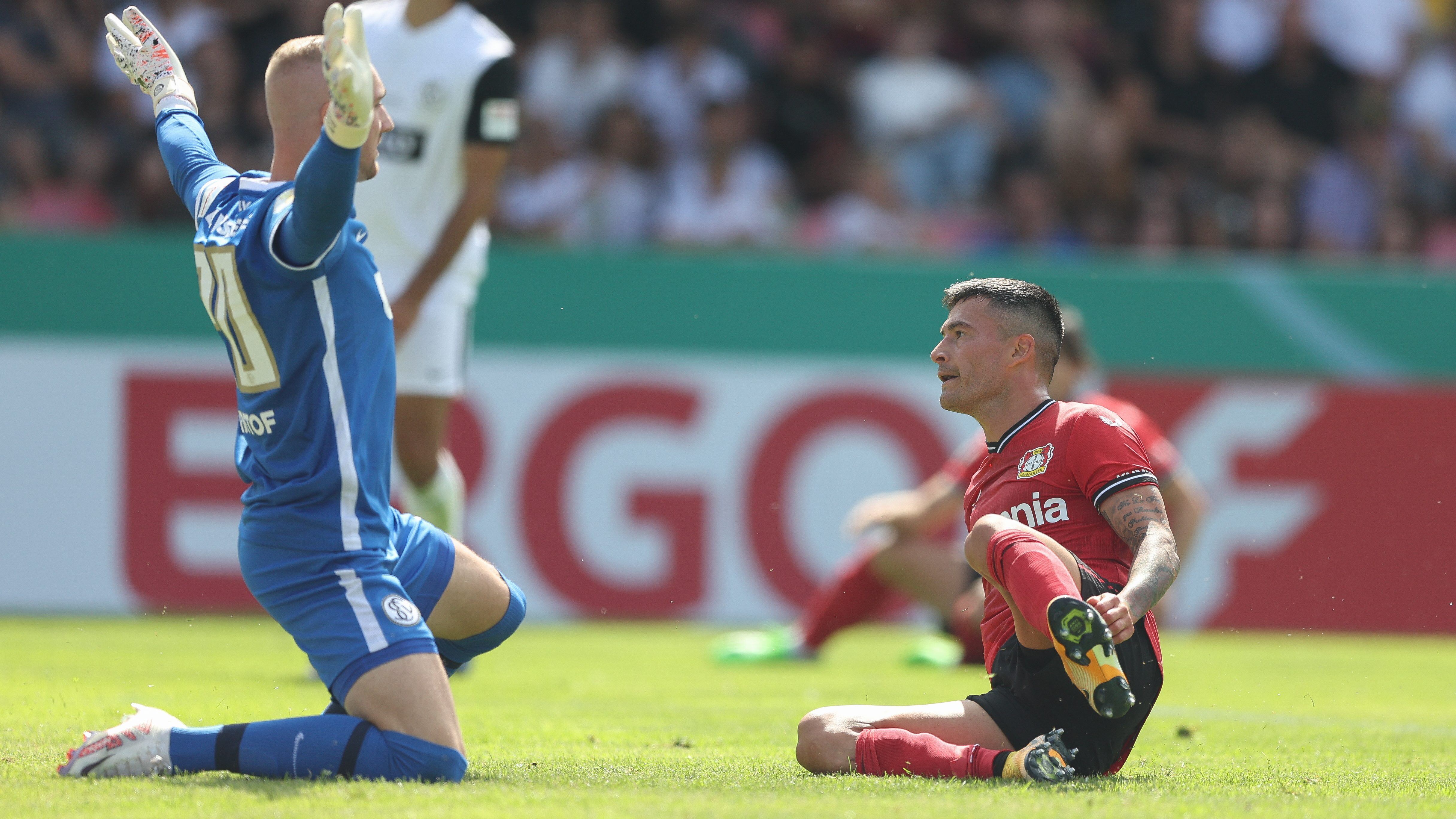charles aránguiz leverkusen
