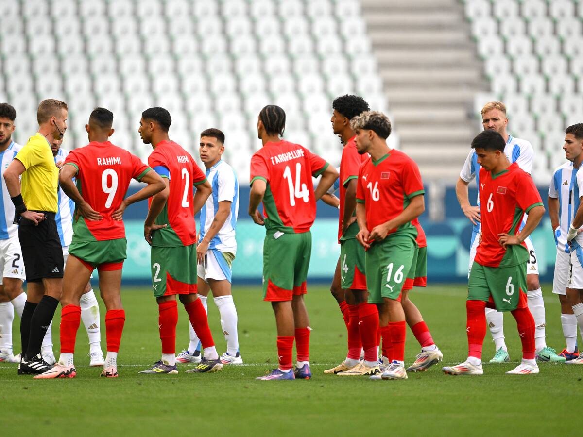 Tras reclamo de la AFA: FIFA abre investigación por incidentes en el Argentina-Marruecos en París 2024