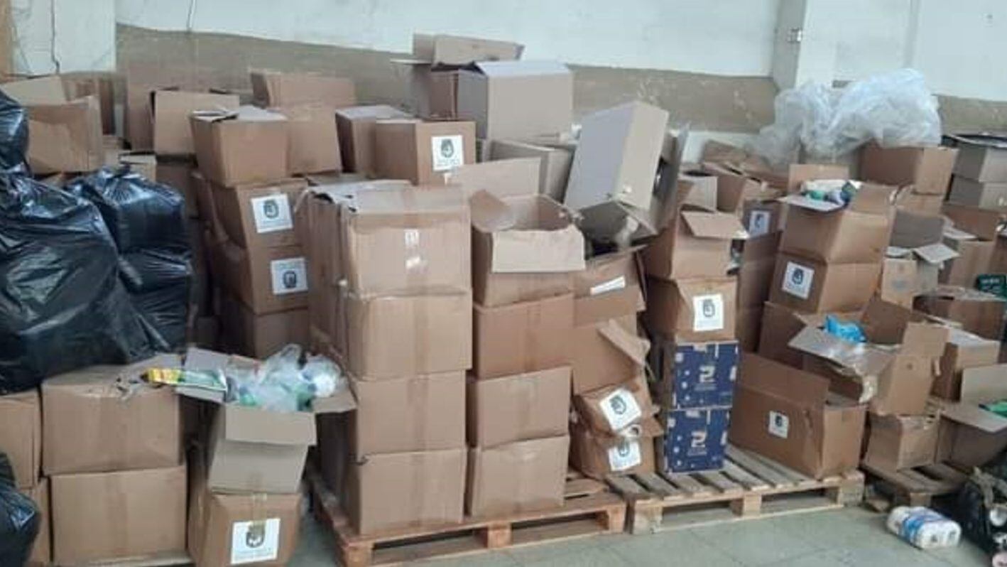 Cajas de mercadería alimentos bodega Valparaíso