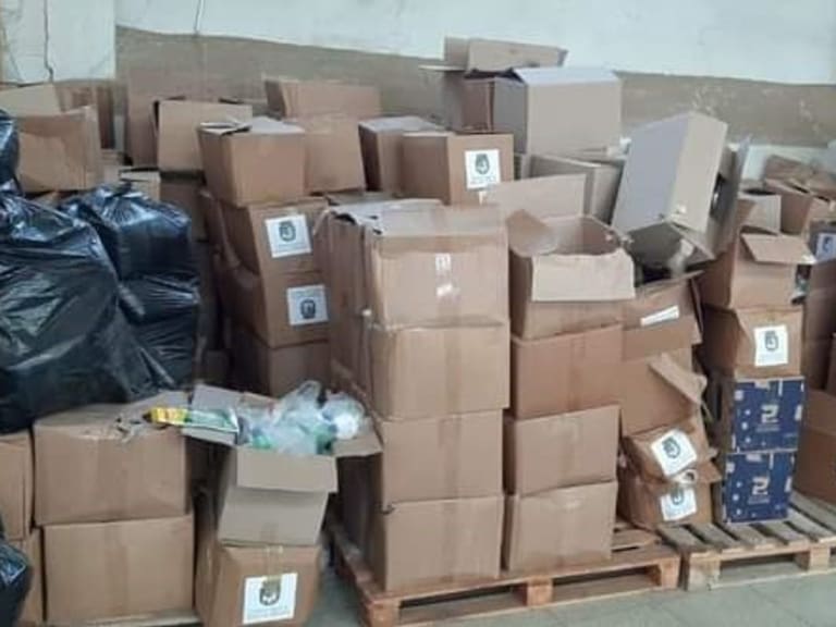 Cajas de mercadería alimentos bodega Valparaíso