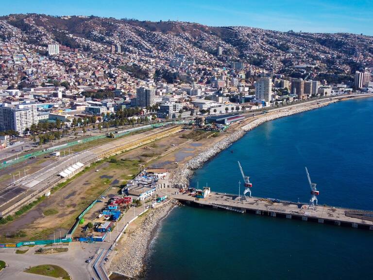 10 DE JULIO DE 2020/VALPARAISOVista aerea del sector de Baron, en donde autoridades anunciaron la recomendacion tecnica para la construccion del Parque Baron.
FOTO: LEONARDO RUBILAR CHANDIA/AGENCIAUNO