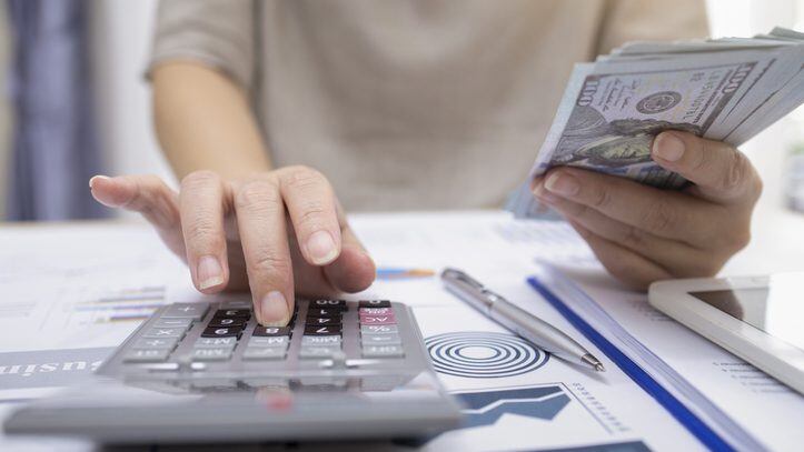 Business Woman accounting,account,Calculator and pen