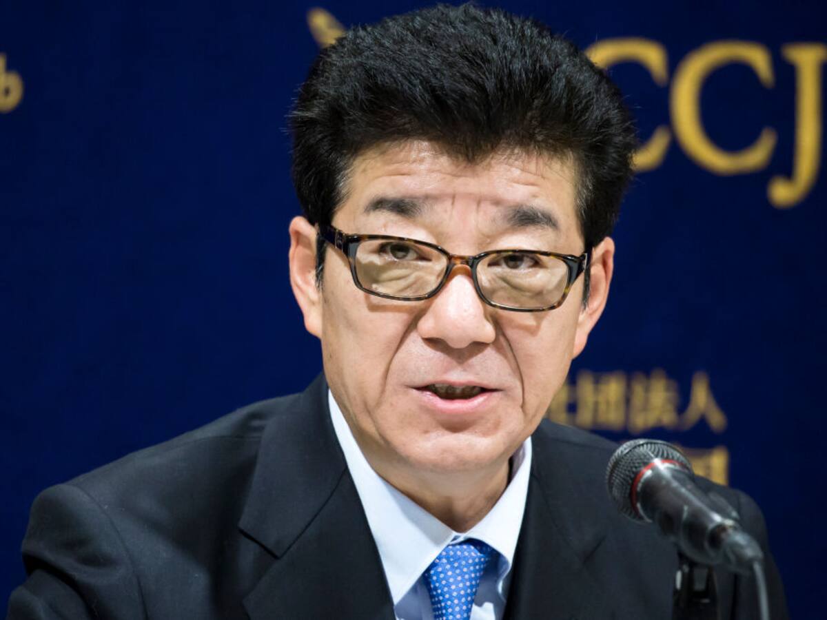 Alcalde de Japón se llena de críticas por sus dichos machistas en medio de la pandemia del Covid-19