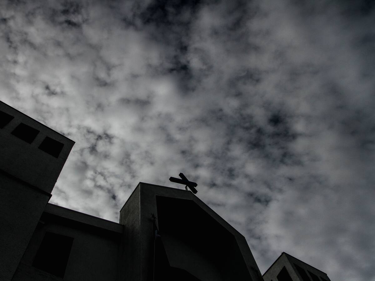 Encuesta CEP: ¿Iglesia Católica o Evagélicas, en quién confian más los chilenos?