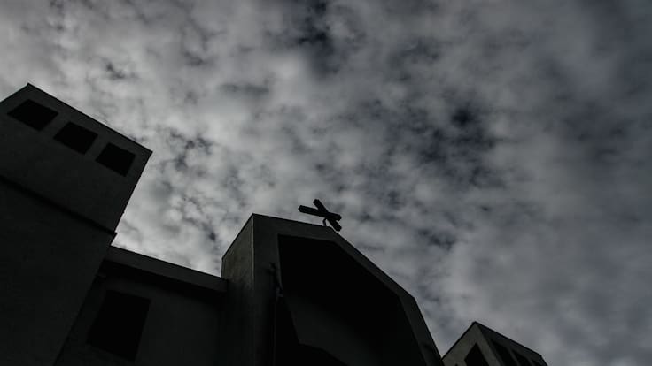 Encuesta CEP: ¿Iglesia Católica o Evagélicas, en quién confian más los chilenos?